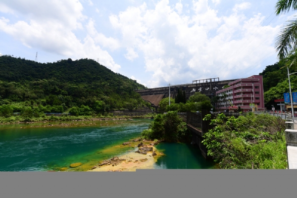 新丰江大坝