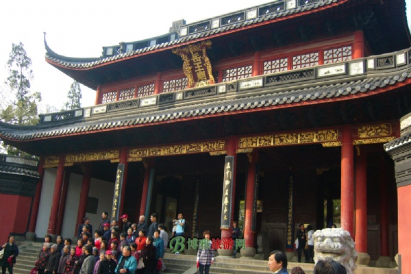 岳王庙