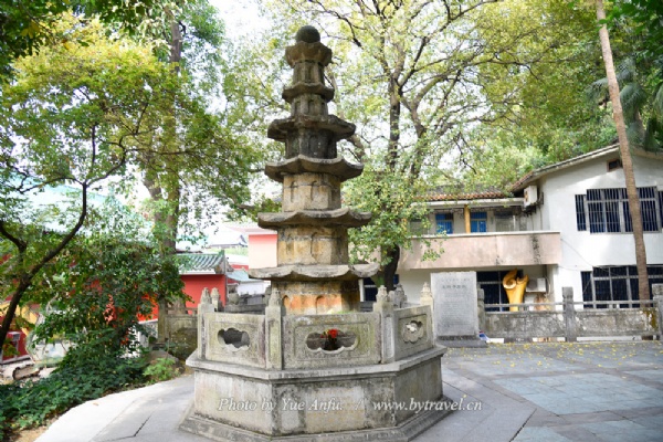 龙兴寺石塔