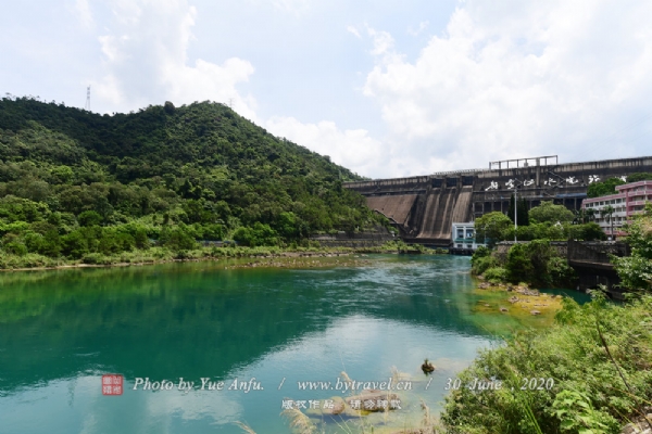 新丰江大坝