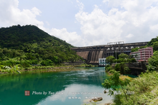 新丰江大坝