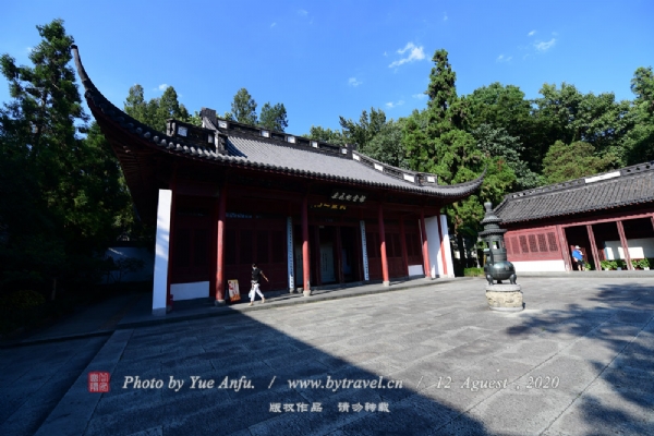 岳王庙