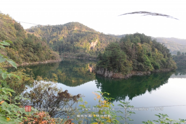 武当山快乐谷旅游区