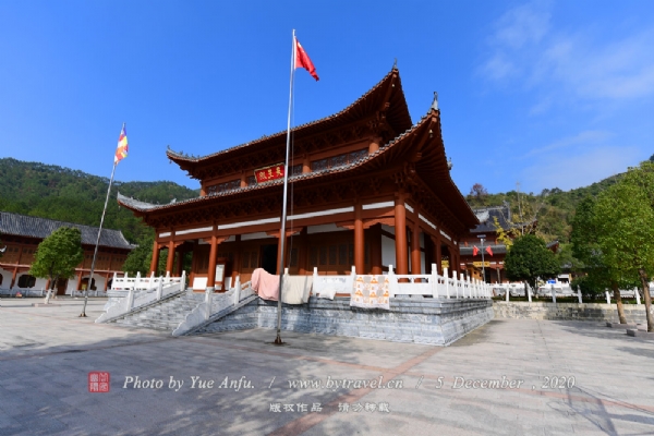 六祖燕岩古寺